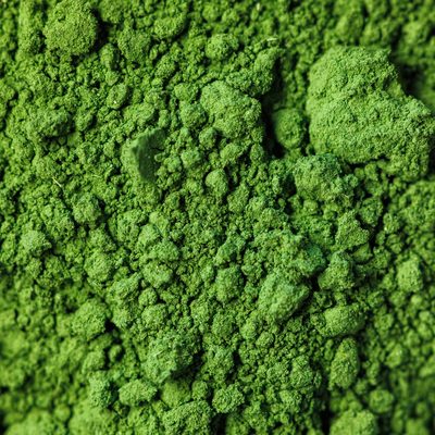 Cận cảnh bột matcha xanh tươi.